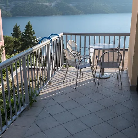 Ankica & Anamarija Apartman