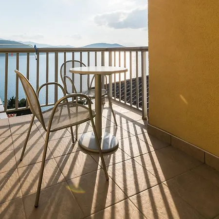 Apartman Ankica & Anamarija